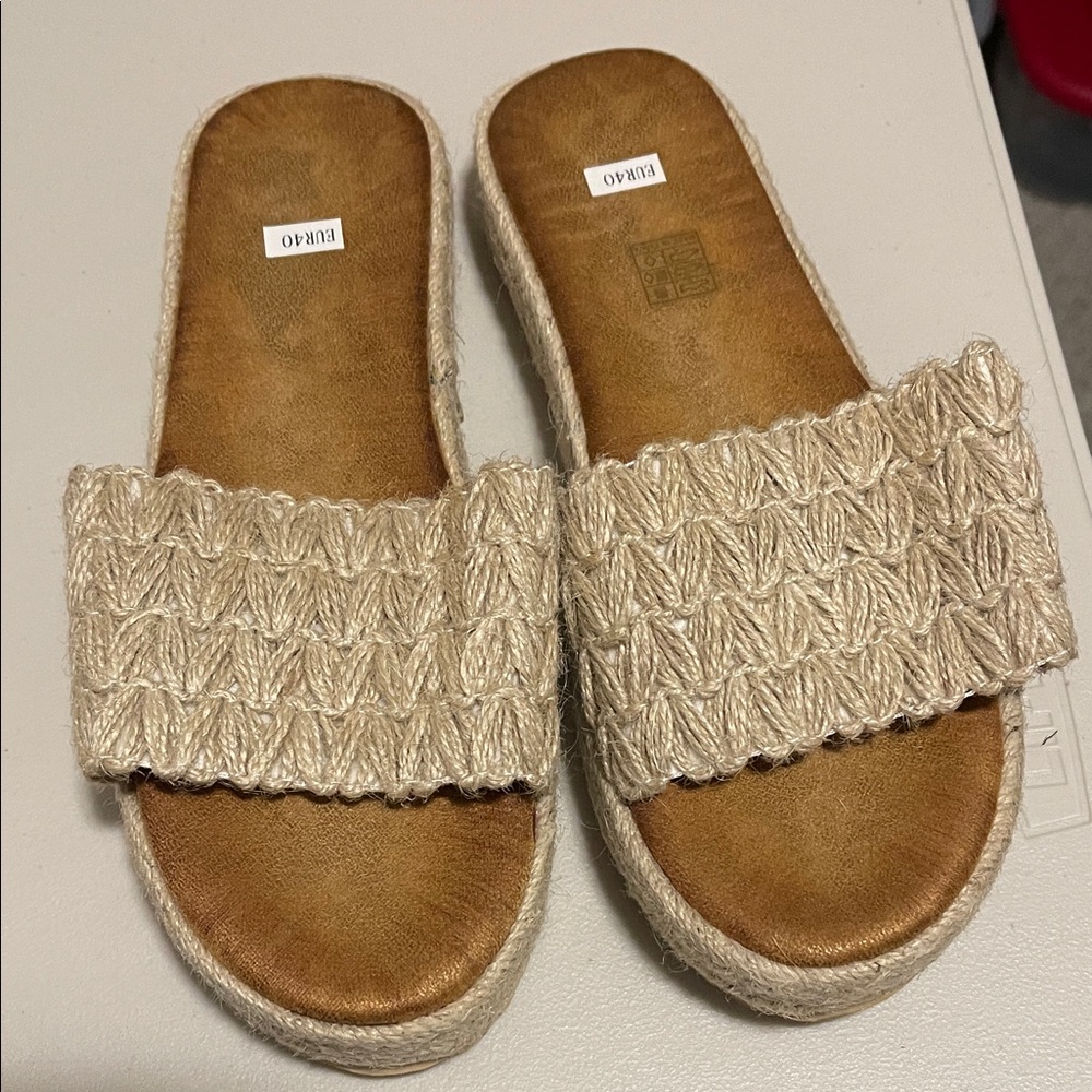 Elegant Cream Woven Slide Sandals - NWOT